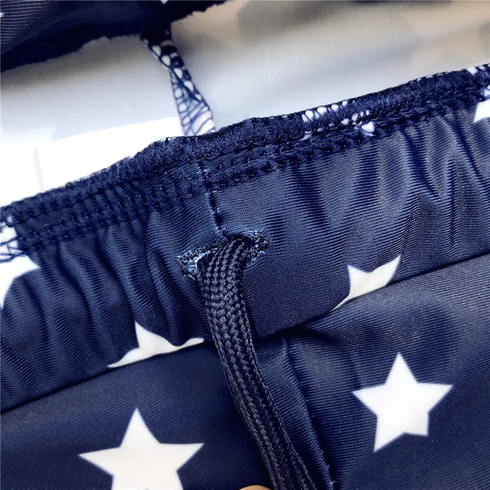 Boys Trunks For Swimming Star  - Boyshort Underwear บทวิจารณ์และราคา